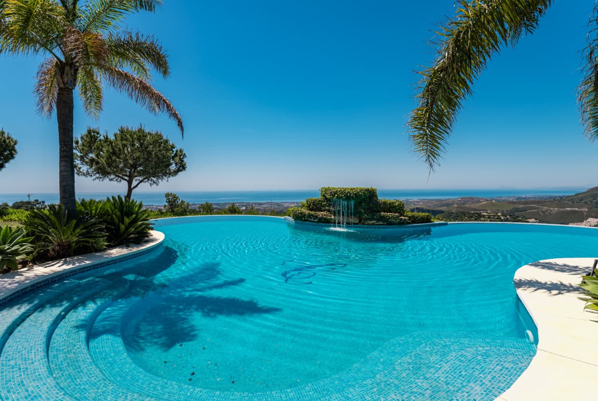 Tuscan Villa in La Zagaleta